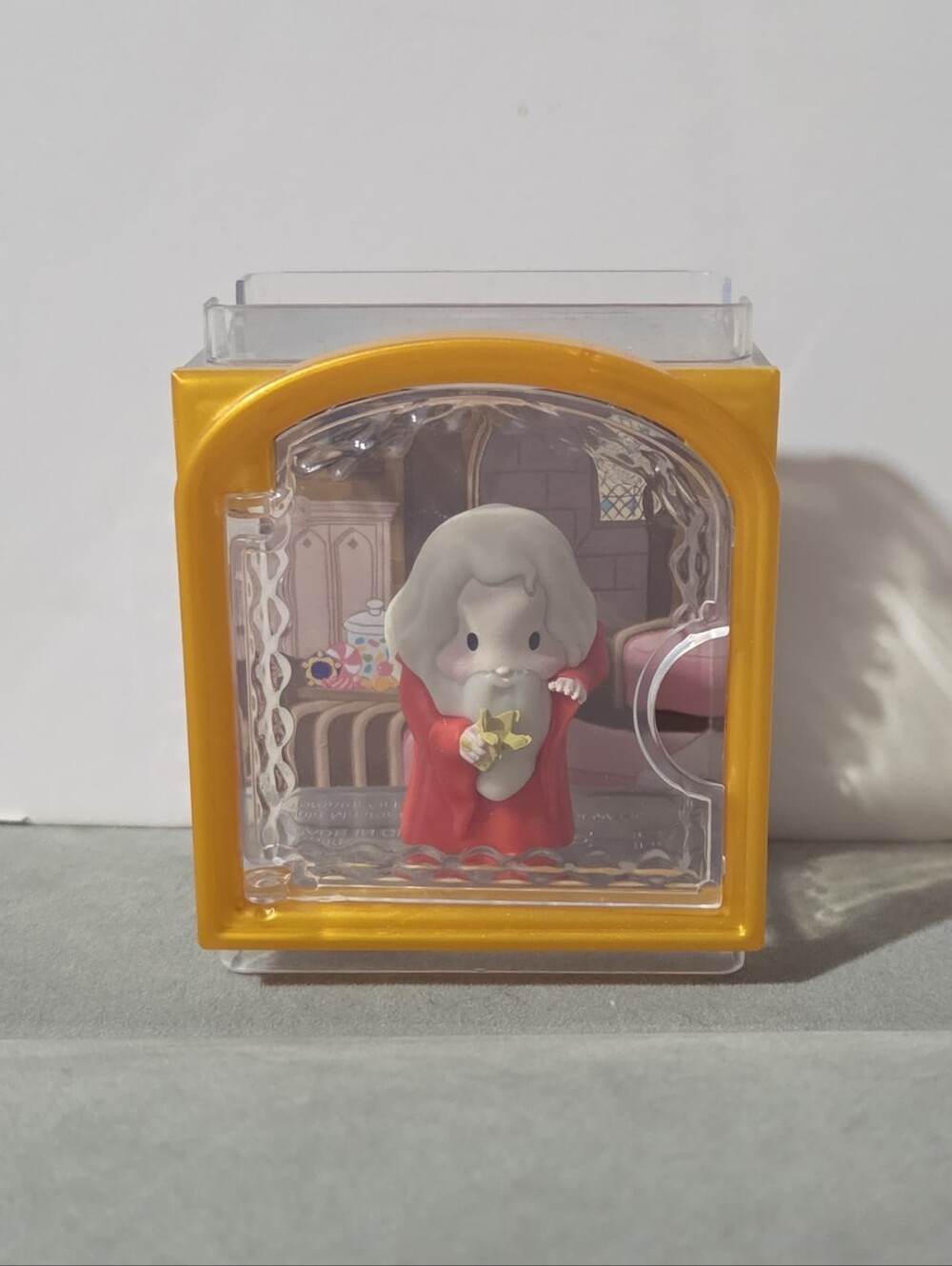 Harry Potter Magical Minis: Albus Dumbledore Philosopher's Stone infirmary scene